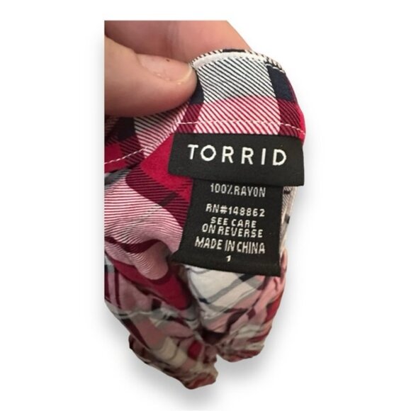Women’s torrid 1 Beet Red Plaid Emma Babydoll Challis Button Front Tunic 14 16 - Picture 10 of 12